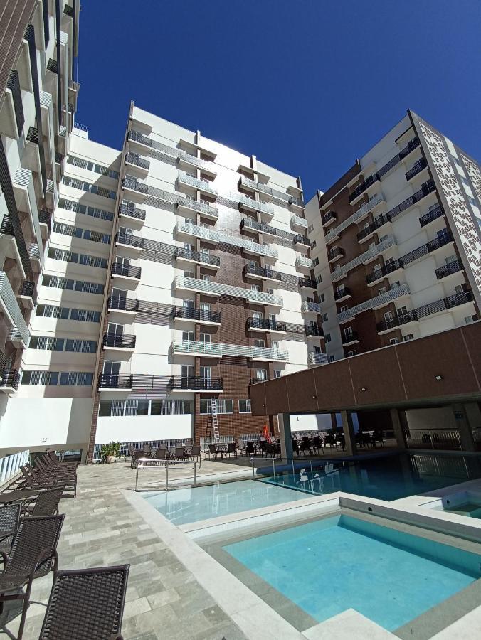 Caldas Novas - 2024 - Diroma Spazzio Acesso Ao Vulcao - Com Piscina Do Hotel 24 Horas Esterno foto